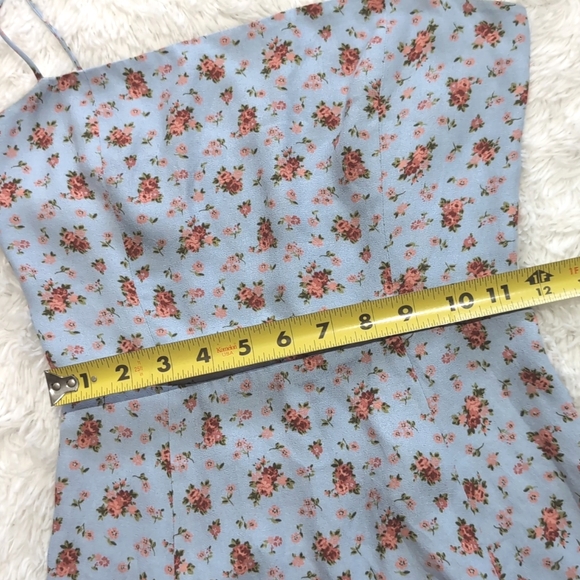 🔴Reserved for @tia_felice Reformation Blue Petunia Floral Presley Dress - Picture 12 of 16